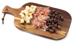 Rohlik.cz Tapas mix jamón serrano, gouda, Kalamata black olives