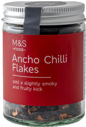 Marks & Spencer Vločky chilli papriček odrůdy Ancho s lehce uzeným aroma
