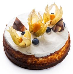 Rohlik.cz Curd mini cake with strawberries