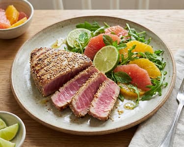 Grilled tuna with citrus salad