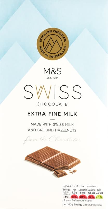Marks & Spencer Švýcarská mléčná čokoláda s mletými lískovými ořechy