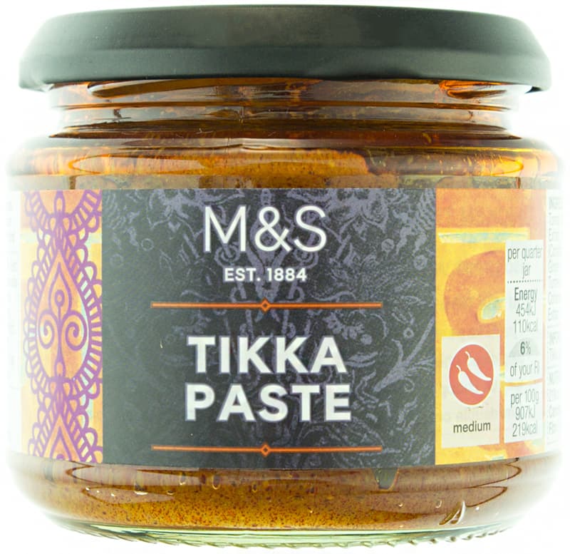 Marks & Spencer Cibulovo-rajčatová pasta se směsí koření Garam Masala na přípravu tikky