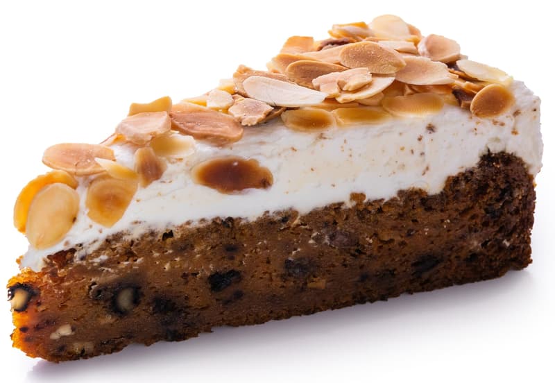 Pappudia Harvested Carrot cake with whipped cream