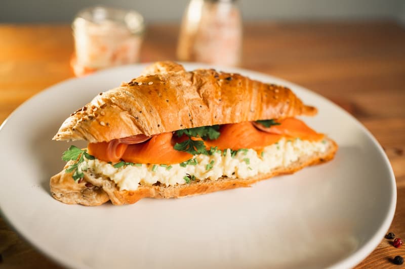 Trnečka Smoked Fish Pstruh lososovitý uzený studeným kouřem na soli