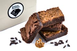 Brilliant Brownies Mix 70% chocolate + salted caramel
