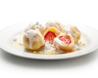 Jahodové knedlíky z tvarohového těsta