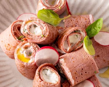 Stuffed Beetroot Pancakes