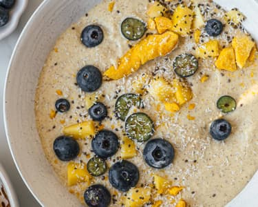 Mango blended overnight oats