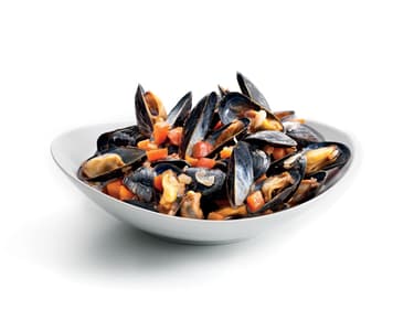 Slávky po námořnicku s paprikou a rajčaty