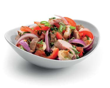 Salát z vepřové panenky a liči