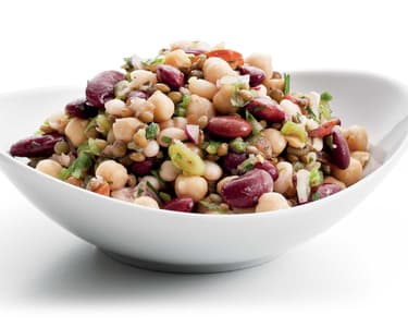 Luštěninový salát