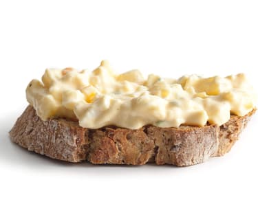 Vajíčkový salát s bramborami