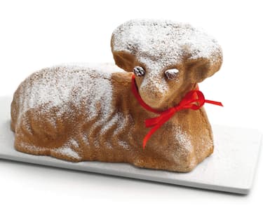 Easter Lamb Cake
