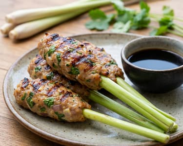 Nem lui  - mleté maso na citrónové trávě 