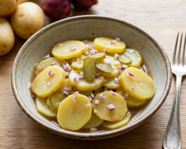 Vídeňský bramborový salát