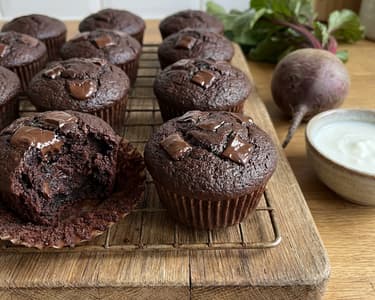 Chocolate muffins with beetroot