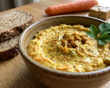 Tvarohová pomazánka s tofu a mrkví