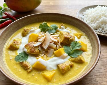 Kuřecí curry s mangem