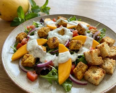 Kuřecí Tandoori salát 