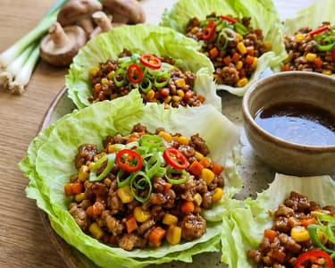 San Choy Bao - Salátové závitky s mletým masem