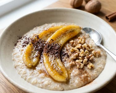 Oatmeal with caramelized banana