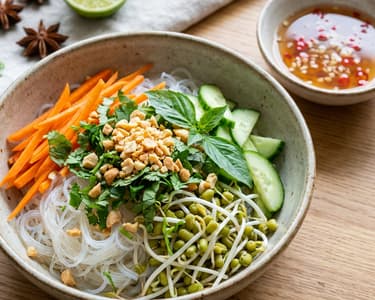 Vietnamský nudlový salát