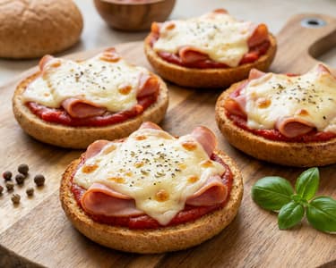 Bread roll mini pizzas