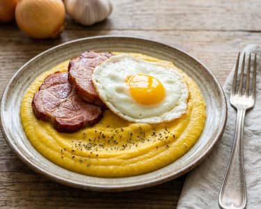 Pea puree with meat and egg