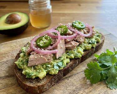 Avocado-Tuna Sandwich