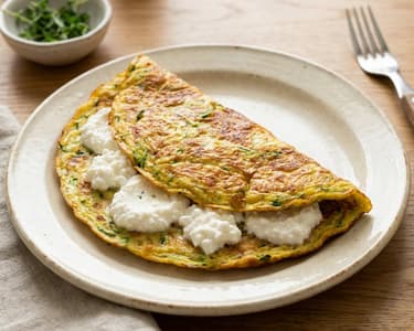 Zucchini tortilla with ricotta | Light and quick dinner