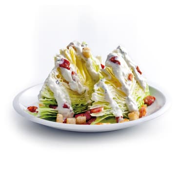 Ledový salát s dresinkem z modrého sýra