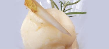 Hruškový sorbet s rozmarýnem a vodkou