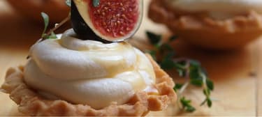 Košíčky s tymiánovým krémem a fíky