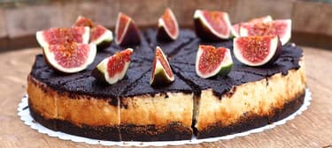 Sernik s mákem a hroznovými povidly