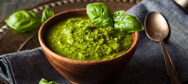 Bazalkové pesto 