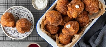 Tvarohové koblížky s ovocným dipem