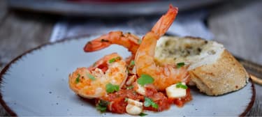 Krevety s rajčaty a fetou