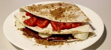 Sladké zapečené tortilly s čokoládou 