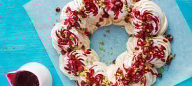 Věnec Pavlova s granátovým jablkem