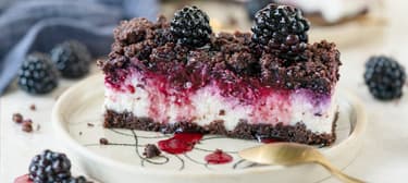 Drobenkové kakaové ostružinové řezy