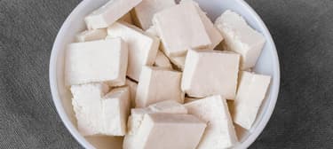 Indický domácí sýr paneer