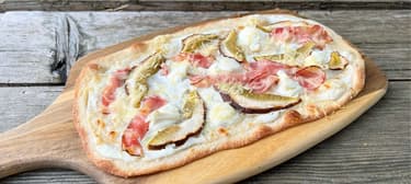 Flammkuchen s houbami