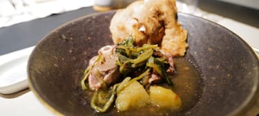 Pastýřský hrnec z Matery s jehněčím masem a zeleninou podle Franca Stana