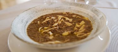 Hustá čočková polévka se širokými nudlemi tagliatelle