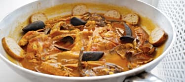 Rybí polévka s mořskými plody po Tarantsku