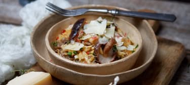 Orzo s hlívou a shii-take houbami