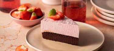 Dort s jahodovou pěnou