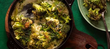 Zapečená brokolice se sýrem