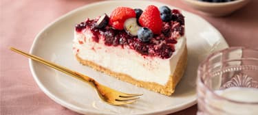 Cheesecake s lesním ovocem