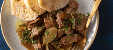 Hovězí maso na rozmarýnu